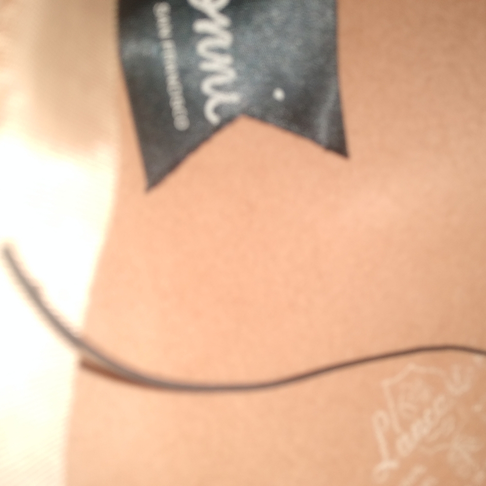 Hat. - Picture 4 of 4